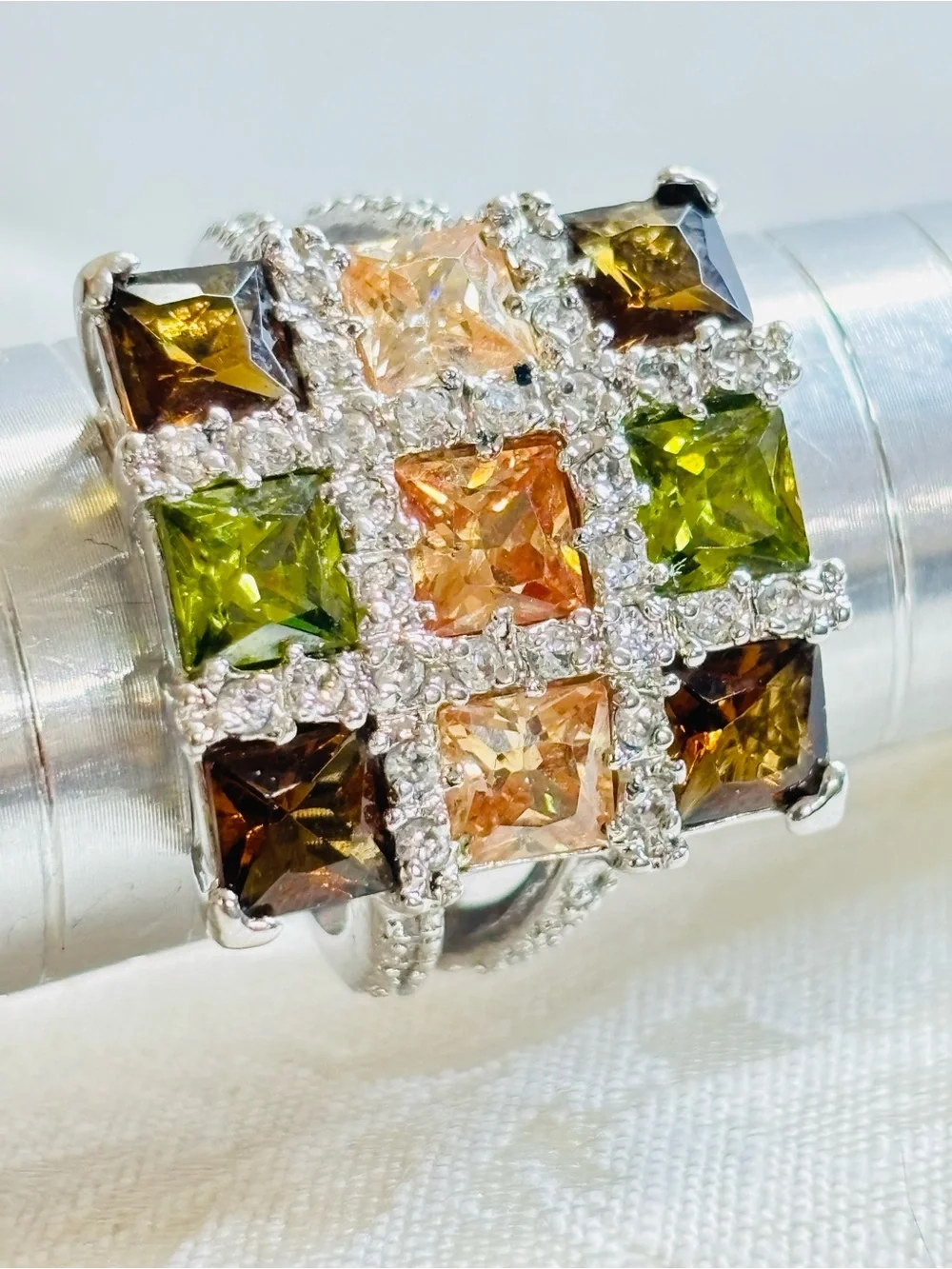 Elegant Crystal Cluster Cocktail Statement Ring Rhinestones Size 10